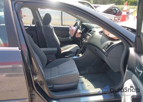 2003 Honda Accord Lx z USA, uszkodzony, nr VIN 3HGCM56363G712708